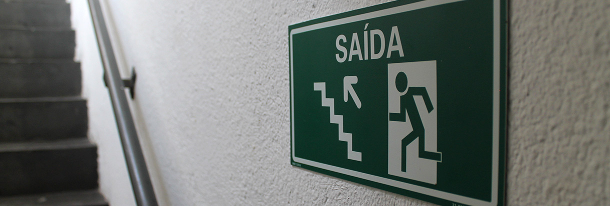 Placa para identificação de saída